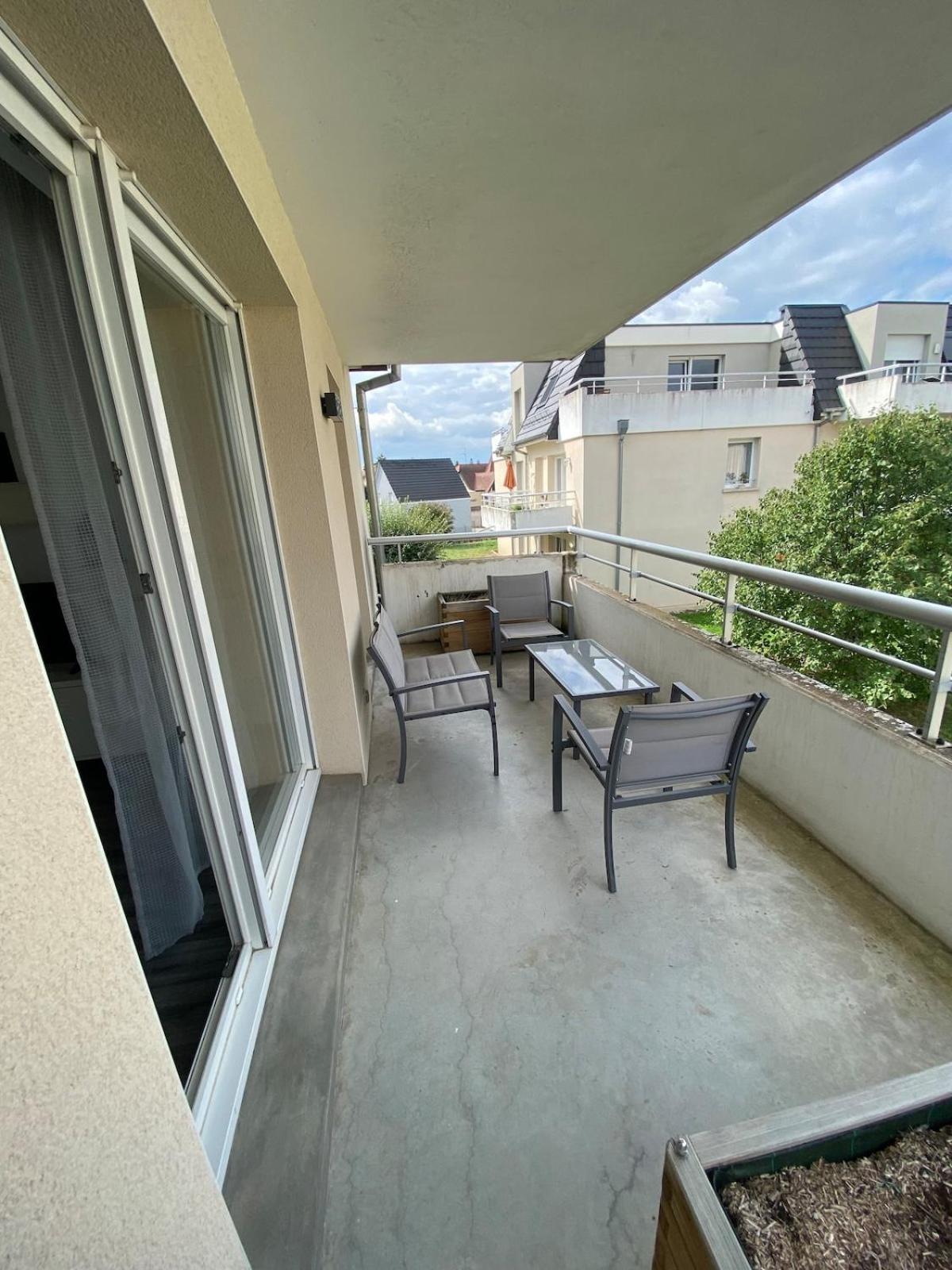 U1 Chaleureux Appartement Avec Balcon A Uffholtz Bagian luar foto